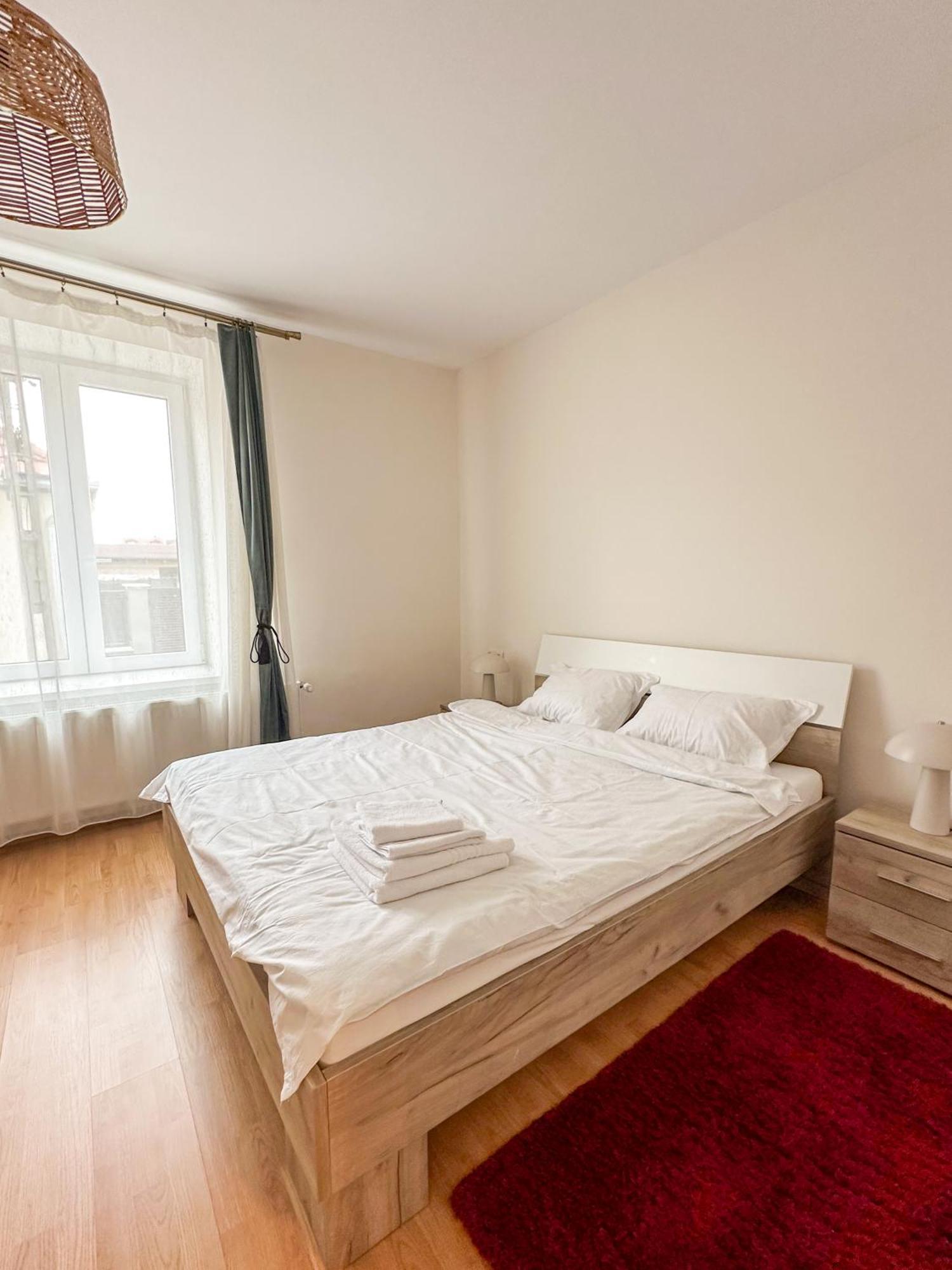 Serenity House Apartments Сибиу Экстерьер фото