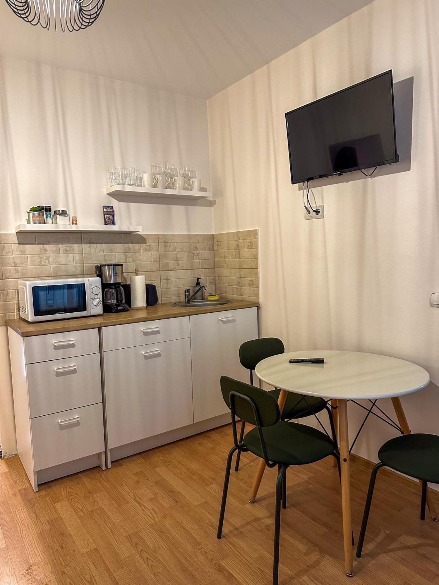 Serenity House Apartments Сибиу Номер фото