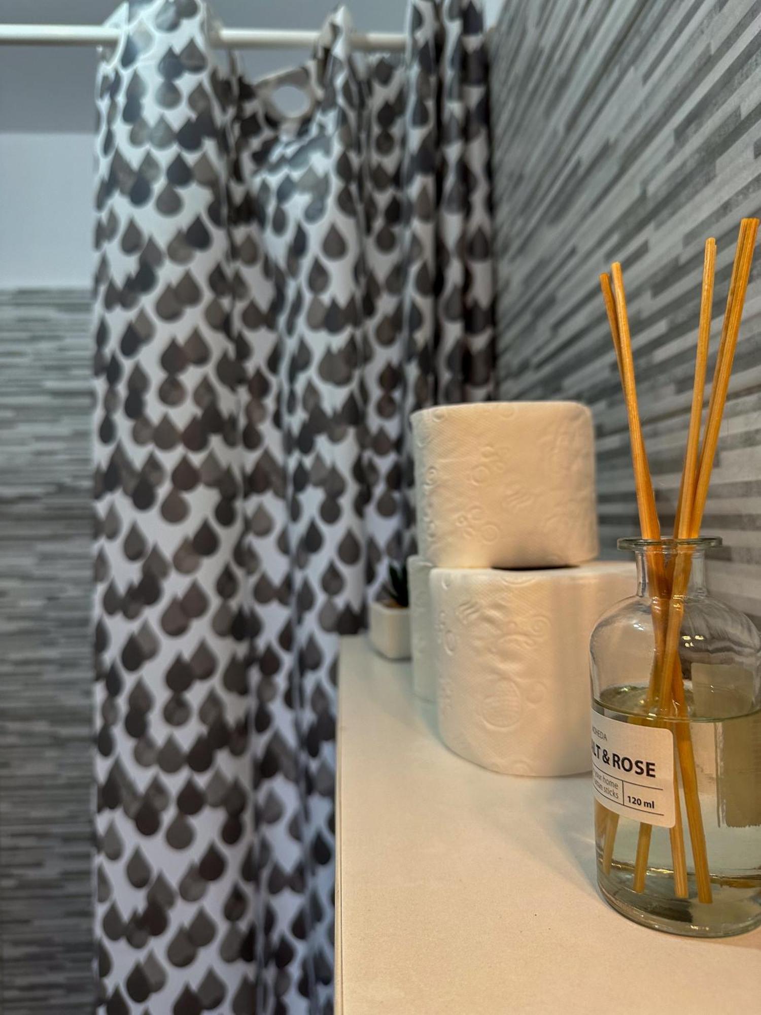 Serenity House Apartments Сибиу Номер фото