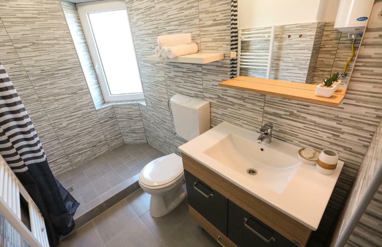 Serenity House Apartments Сибиу Экстерьер фото