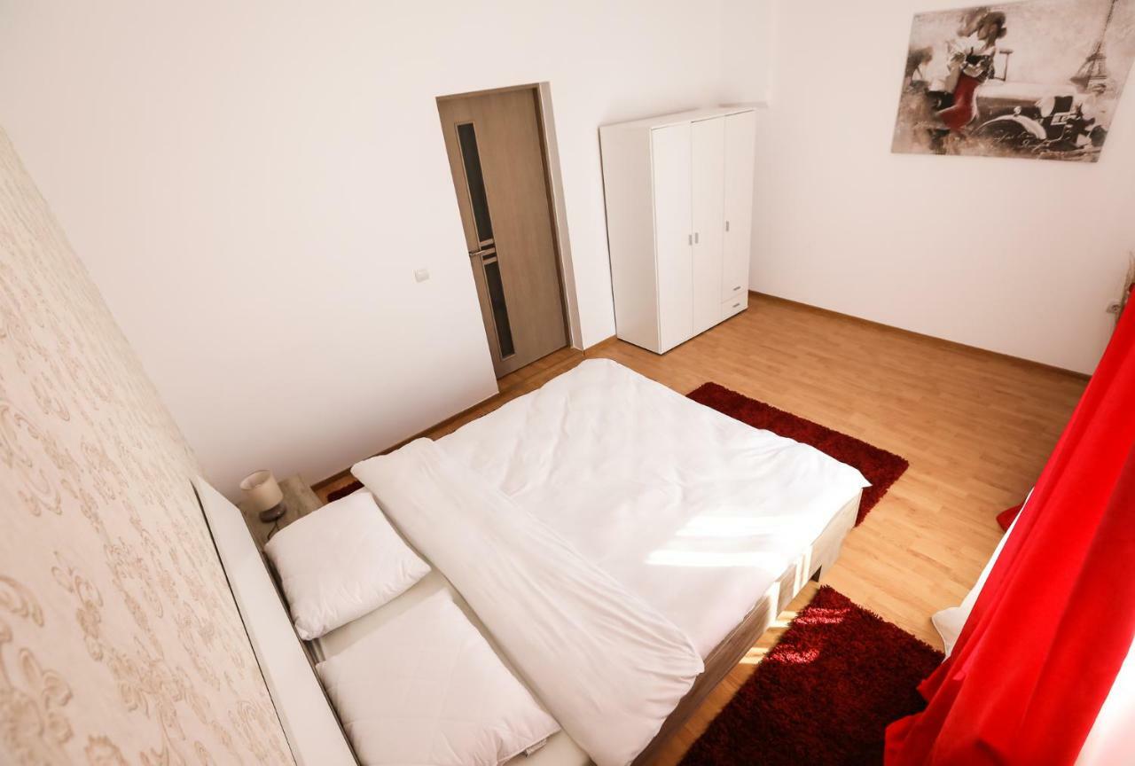 Serenity House Apartments Сибиу Экстерьер фото